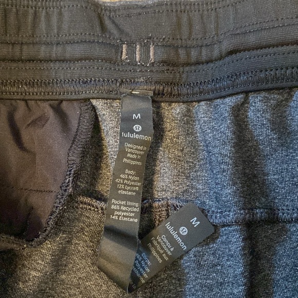 Men’s lululemon joggers - Picture 2 of 2